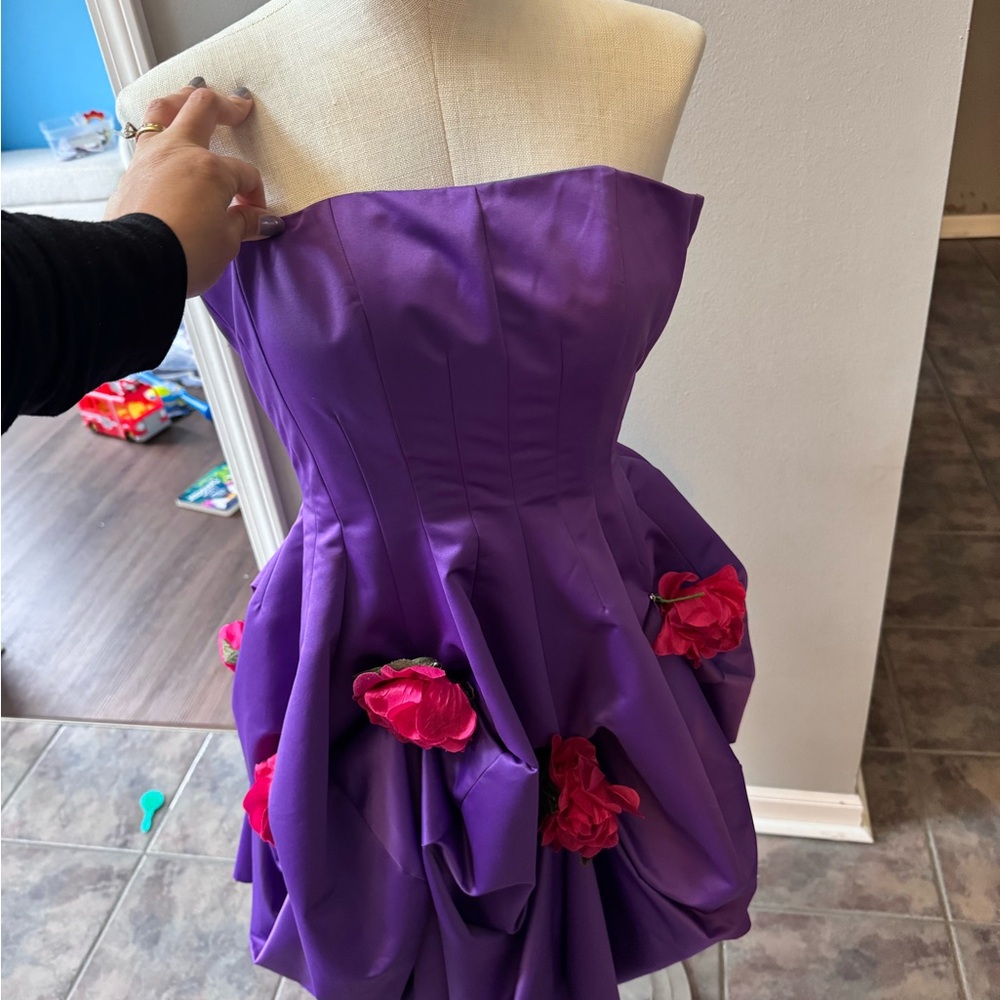 Purple Rose Betsey Johnson dress - Picture 11 of 11